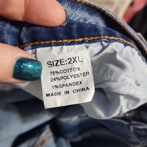 Distressed Blue Jeans - Picture 7 of 7